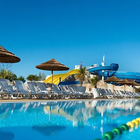 Mobil Confort 6 A 8 Personnes Aux Charmettes Campsite Les Mathes