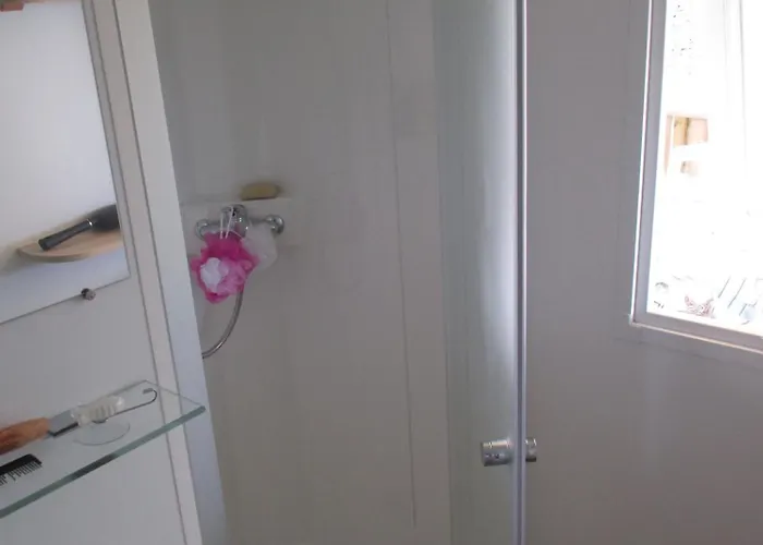 Mobil Confort 6 A 8 Personnes Aux Charmettes *